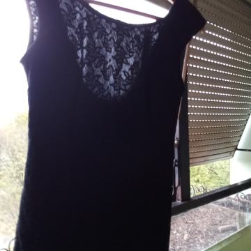 Haljina br. 40-Slim-Čipka-ZARA