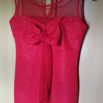 HALJINA CRVENA SVEČANA