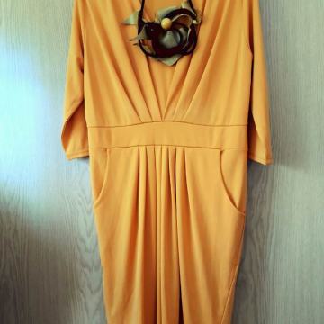 Nova haljina s džepovima francuskog brenda