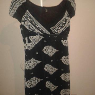 Haljina, elegantna, 38-40, malo nošena, očuvana,40 kn