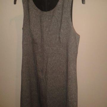 Haljina, lijepa i elegantna, za posao ili izlazak