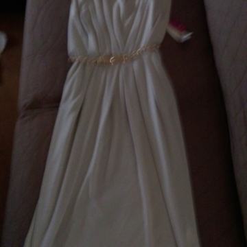 Haljina nova 150 kn