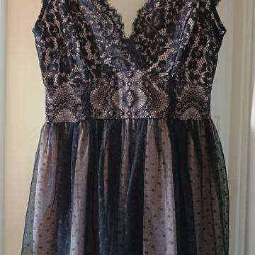 Haljina za posebne prigode s čipkom