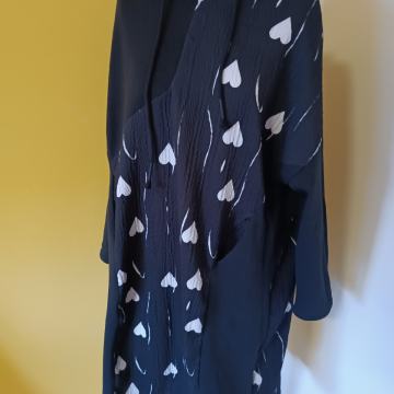 HALJINA SA SRCIMA OVERSIZE