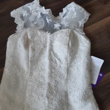 Haljina svečana 36/ 38 krizma vjenjčanje maturu