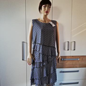 Nova haljina TAJFUN broj 42 - 44 - LAGANA - sa puno velikih volana