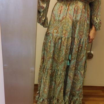 NOVA Haljina vel.38. svila