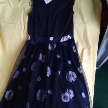 Haljina vel. S-Laura Toulli-Novo