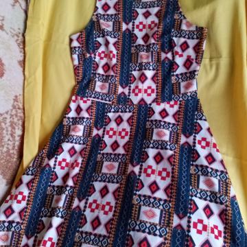 Haljina vel. M. - HM-s elastinom - Novo