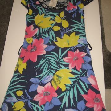 CVJETNA HALJINA VEL. 38  NOVO