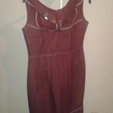 Haljina, veličina 42, crvena