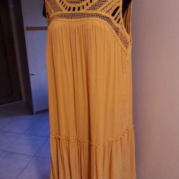 Haljina nova, žuta vel.48