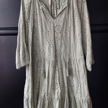 Haljinica svijetlozelena M