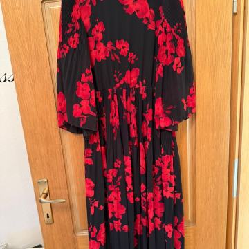 HM Duga Elegantna Haljina