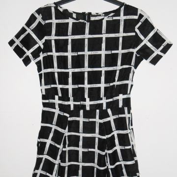 Karirana haljina, novo