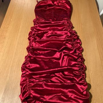 Koktel haljina Bella Barnett