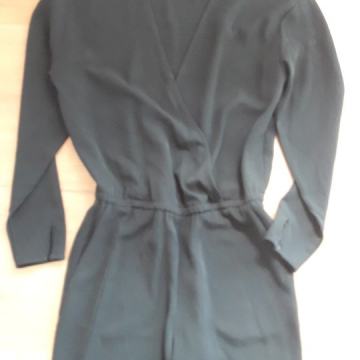 KOMBINEZON CRNI H&M vel 36