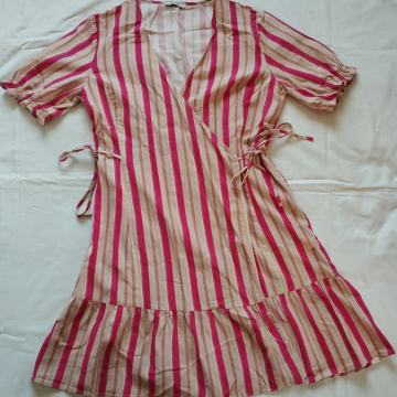 Kratka haljina na preklop