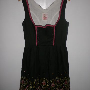 KUHNEN DIRNDL - OKTOBERFEST PAMUČNA HALJINA 38 M