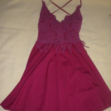 LAGANA ELEGANTNA HALJINA 32 / 34 XS