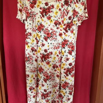 Ljetna haljina marke Lady M. Broj 38 - 40