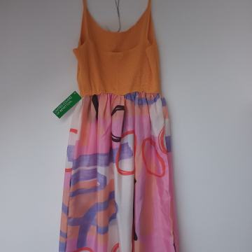 Ljetna haljina svila Benetton novo 38