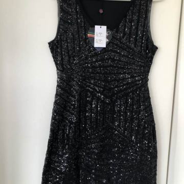 Mala crna haljina Vel M - nova