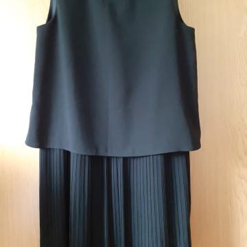 Mango mala crna haljina L