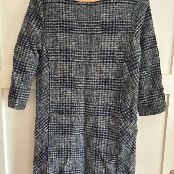 Mango zimska haljina M