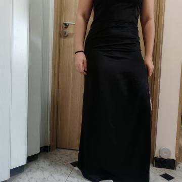 Crna haljina veličina 38