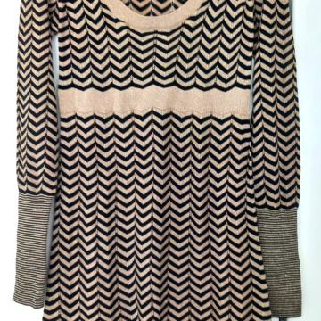 MNG SUIT stretch haljina metallic zlatna i crna, veličina M = 40/42.