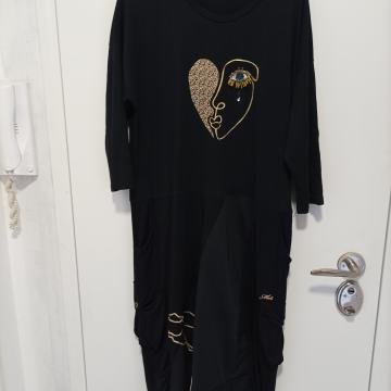 MODERNA I UNIKATNA HALJINA