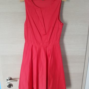 Naf Naf crvena skater haljina