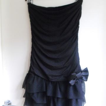 naf naf mini haljina sa volanima i mašnom