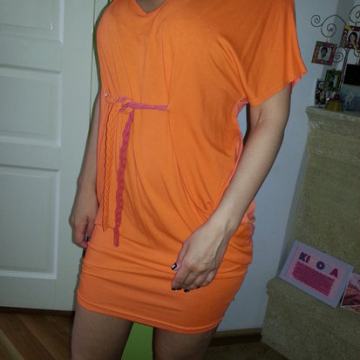 Narancasta haljine
