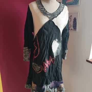 NEOBIČNA HALJINA 40/42