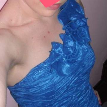 Plava svečana haljina na jedno rame veličina M