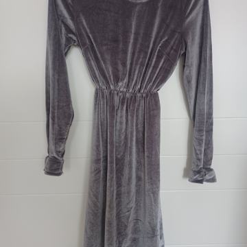 Nova pliš haljina, vel.S/M