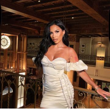 Nova predivna Bella Barnett haljina