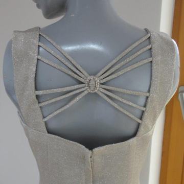 Prekrasna elegantna duga svečana ženska haljina, broj 36/38