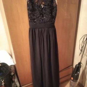 Prodaja haljine (može za svatove i razna slavlja)