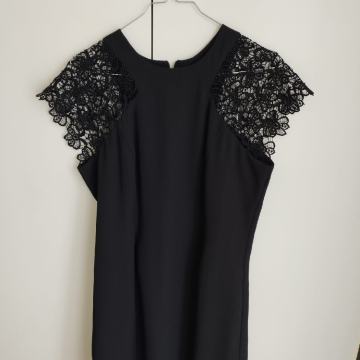 Prodajem svečanu haljinu