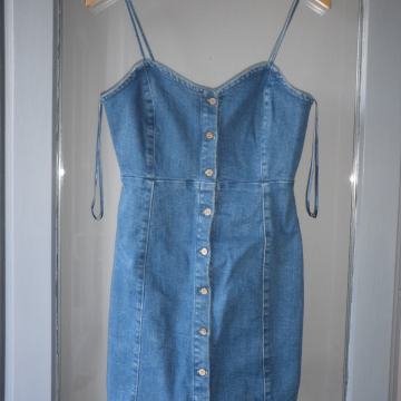 PULL & BEAR - ŽENSKA LAGANA TRAPER HALJINA 32 XS