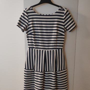 Reserved haljina Vel.38