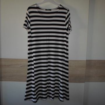 RESERVED prugasta haljinica vel.S