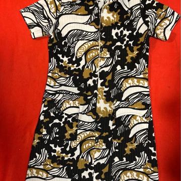 RETRO-VINTAGE HALJINA IZ 70. Br 42