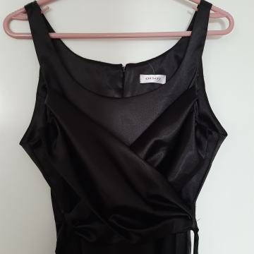 Nova satenska haljina