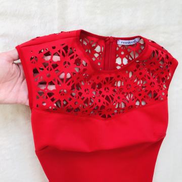 SEXY i ELEGANTNA CRVENA HALJINA uz tijelo, vel.M