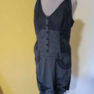 SIVA HALJINA S PUNO DETALJA 38