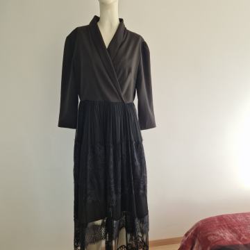 Svečana nova crna haljina sa čipkom